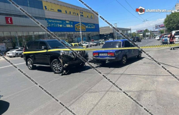 Երևանում բախվել են «Տոյոտա Պրադո» -ն ու «07»-ը. կա վիրավոր