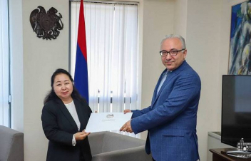 Մնացական Սաֆարյանը և Լաոսի դեսպանը քննարկել են երկկողմ հարաբերությունները նոր մակարդակի բարձրացնելու հնարավորությունները