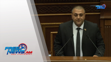 Կարեն Սարուխանյանը երդմամբ ստանձնեց պատգամավորական մանդատը