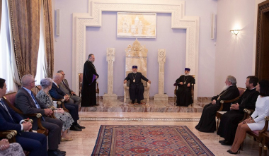 Գարեգին Բ-ն ընդունել է Ռումինիայի Կրոնից նախարարին և Ռումին Ուղղափառ Եկեղեցու Պատրիարքական փոխանորդին