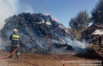 Տավուշի մարզի Վարագավան գյուղում մեծ քանակությամբ անասնակեր է հրդեհվել