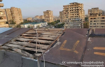 Քամու հետևանքով վնասվել են տանիքներ Երևանի 4 վարչական շրջանում