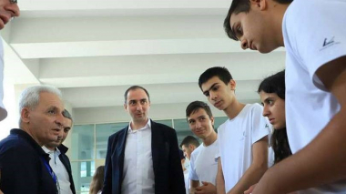 ԲՏԱ նախարար Ռոբերտ Խաչատրյանն այցելել է Տիեզերական ճամբար