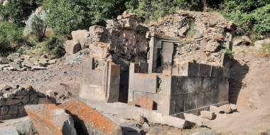 ՀՀ ԿԳՄՍ նախարարության ՊՄՀՊ վարչության աշխատակիցների աշխատանքային այցը՝ Կոտայքի մարզի Նուռնուս գյուղի 13-րդ դարի եկեղեցի