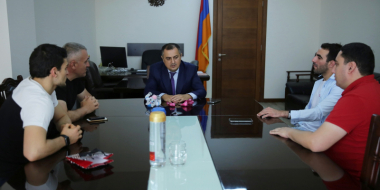 Կարեն Գիլոյանն ընդունել է Եվրոպական համալսարանական խաղերում մեդալներ նվաճած մարզիկներին