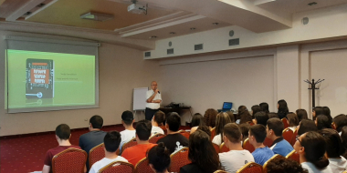 Համահայկական hայագիտական օլիմպիադան միավորել է 50 հայ պատանիների աշխարհի տարբեր անկյուններից