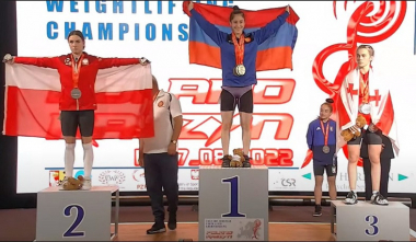 Գյումրեցի ծանրորդուհին նվաճել է 3 ոսկե մեդալ