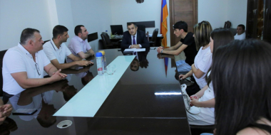 Կարեն Գիլոյանն ընդունել է «Ասիայի երեխաներ» միջազգային խաղերի և գնդակային հրաձգության ԱԱ-ի մեդալակիր մարզիկներին