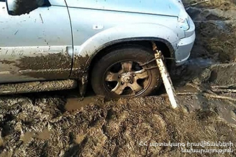 Փրկարարներն արգելափակումից դուրս են բերել ավտոմեքենաները