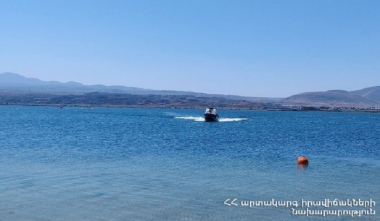 Ջրափրկարարներն օգնել են ափ վերադառնալ քաղաքացուն