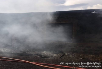 Հրշեջները մարել են Շատջրեք գյուղում «Հայփոստի» մասնաճյուղի նախկին շենքում բռնկված հրդեհը