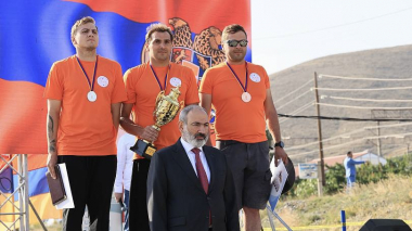 Մեր պետականության համար կարևոր օրերին «Վարչապետի գավաթ»-ի նպատակն է ցույց տալ կապն օրվա իրադարձության և քաղաքացու միջև