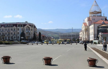 Ստեփանակերտի քաղաքապետարանը շահագրգիռ անձանց հրավիրում է քննարկման թափառող շների դեմ պայքարի հարցով