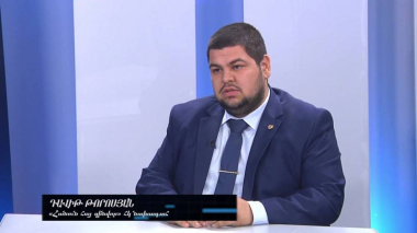  Ճակատեն գյուղի ուղղությամբ, թշնամին թիրախավորել է նաեւ շտապ օգնության մեքենան. Դավիթ Թորոսյան