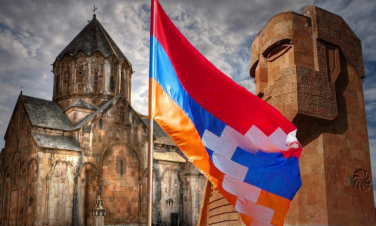 Ոնց անենք հավաքվեն մտավորականները,Վեհափառն ու մինչև Հայաստան-Արցախի փրկության կոնցեպտ  չգծեն բաց չթողնեն