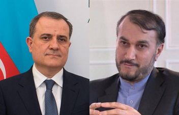 Հանդիպել են Ադրբեջանի և Իրանի ԱԳ նախարարները