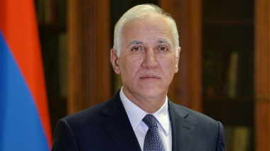 Դուք այն կամուրջն եք, որը պետք է ապահովի սերունդների միջև գիտելիքի և առաքինության անխաթար կապը. ՀՀ նախագահի ուղերձը