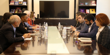 Կարեն Թռչունյանն ընդունել է Համաշխարհային բանկի պատվիրակությանը