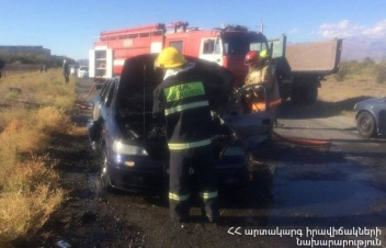 Էջմիածին-Մարգարա ճանապարհին ավտոմեքենա է այրվել