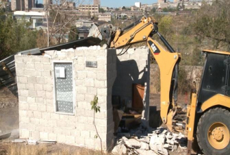 Նոր Նորքում քանդվել է 6 ապօրինի շինություն