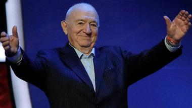 ՀՖՖ-ն շնորհավորել է Նիկիտա Սիմոնյանին ծննդյան 96-ամյակի առթիվ