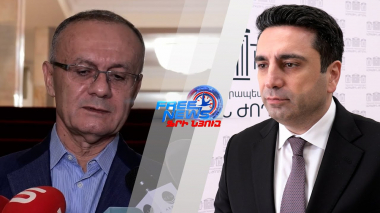 Բանակը կոկոշներով ու 80-ականների զենքով պահողը թող լռի. Սիմոնյանը՝ Օհանյանին