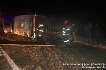 Երևան-Մեղրի ավտոճանապարհին բեռնատար ավտոմեքենան բռնկվել է