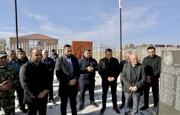Արտաշատում բացվել է անմահացած եզդի քաջորդիների հիշատակը հավերժացնող հուշաքար