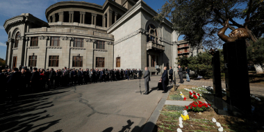 Հանդիսավորությամբ բացվել է ՀԽՍՀ ժողովրդական արտիստ, անվանի երաժիշտ և դիրիժոր Օհան Դուրյանի արձան-հուշակոթողը