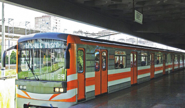 26-ամյա երիտասարդը գիշերը ներխուժել է մետրոյի «Բարեկամություն» կայարան և փորձել ներկել գնացքները.ոստիկանություն