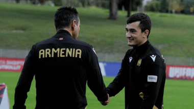 Արթուր Գալոյանն առաջին մարզումն է անցկացրել Հայաստանի հավաքականում