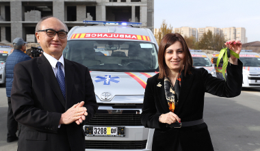 Պետբյուջեի հաշվին գնված շտապօգնության մեքենաները կտրամադրվեն նաև մարզերին. Ավանեսյան