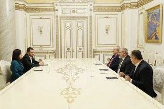 Վարչապետն ընդունել է Շախմատի աշխարհի և Եվրոպայի պատանեկան առաջնությունների հաղթող Մարիամ Մկրտչյանին