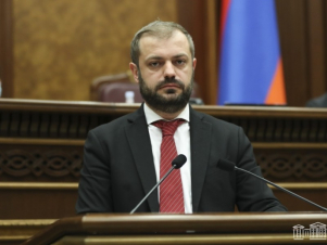 Դիլիջանում վթարի է ենթարկվել ԱԺ «Իմ քայլը» պատգամավոր Գևորգ Պապոյանը, նրա ծառայողական Toyoya-ն բախվել է ծառին․ կա վիրավոր