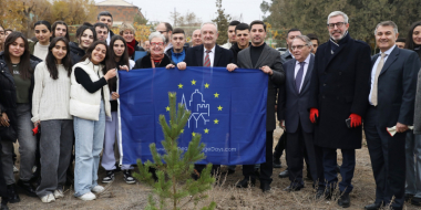 Վահրամ Դումանյան. «Մեր պատանիներին կոչ եմ անում մաքուր պահել շրջակա միջավայրն ու չաղտոտել բնությունը»