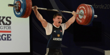 Ծանրամարտի ԱԱ․ Անդրանիկ ԿարապետյԾանրամարտի ԱԱ․ Անդրանիկ Կարապետյանը 12-րդ, Վարդան Մանուկյանը՝ 16-րդ տեղերն են զբաղեցրելանը 12-րդ, Վարդան Մանուկյանը՝ 16-րդ տեղերն են զբաղեցրել