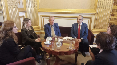 ԱԺ պատգամավորները հանդիպել են Ֆրանսիա - Հայաստան բարեկամական խմբի ղեկավարին