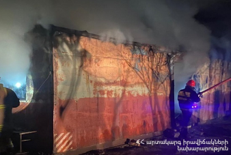 Քարաբերդ գյուղում այրվել է տնակ