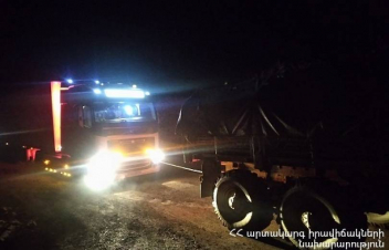 Սյունիքում մերկասառույցի պատճառով ճանապարհին արգելափակվել են բեռնատարներ