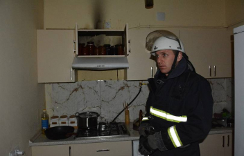 Ստեփանակերտի շենքերից մեկում հրդեհ է բռնկվել