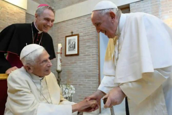 Վատիկանը հայտարարել է, որ պաշտոնաթող Պապ Բենեդիկտոս XVI-ի առողջական վիճակը վատթարանում է