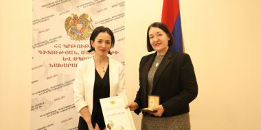 Մշակույթի ոլորտում ունեցած նշանակալի ավանդի համար Ռուզան Սարյանը պարգևատրվել է ՀՀ ԿԳՄՍՆ մեդալով