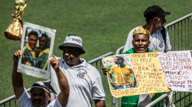 Սանթոսում տեղի է ունեցել Պելեի հրաժեշտի արարողությունը (լուսանկարներ)