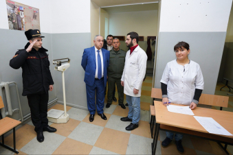 Զինդատախազն այցելել է ՊՆ հանրապետական կենտրոնական հավաքակայան