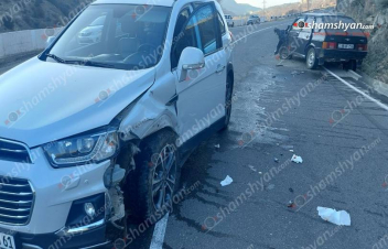 Երևան-Մեղրի ճանապարհին բախվել են Չինաստանի քաղաքացու և Վայոց ձորի մարզի բնակչի մեքենաները․ Չեն Շուշին հոսպիտալացվել է