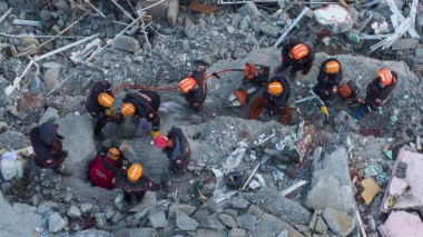 Թուրքիայում փլատակների տակից երկու ամսական երեխայի են փրկել, որն այնտեղ է եղել 52 ժամ