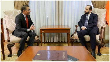 Արարատ Միրզոյանը կարևորել է հայ-հնդկական փոխգործակցությունը խորացնելու և ընդլայնելու դեսպան Դեվալի ջանքերը