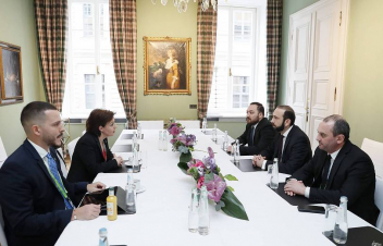 Կոսովոյի և Հայաստանի ԱԳ նախարարները քննարկել են տարածաշրջանային անվտանգության ու կայնության մասին հարցեր