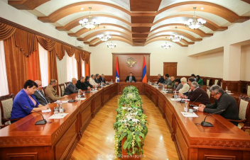 Արցախի պետնախարարն ընդգծել է Հանրային խորհրդի արդյունավետության բարձրացման կարևորությունը