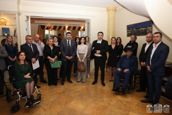 Ալեն Սիմոնյանի գլխավորած պատվիրակության աշխատանքային այցը Գերմանիա ամփոփվել է ՀՀ դեսպանատանը հայ համայնքի հետ հանդիպմամբ